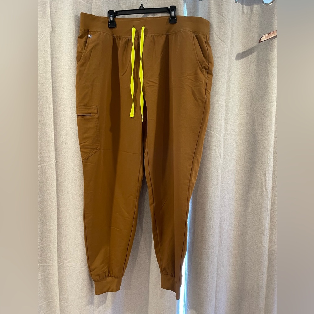Figs Zamora Jogger. Earth XXL Tall